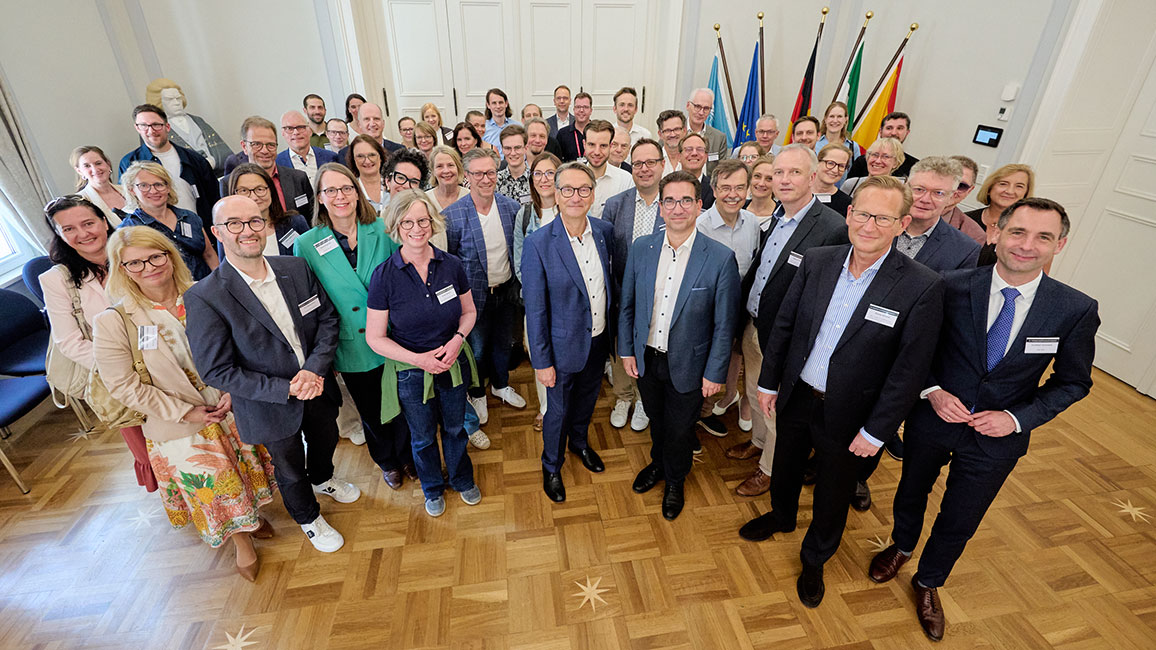 Gruppenbild beim Empfang im Alten Rathaus in Bonn