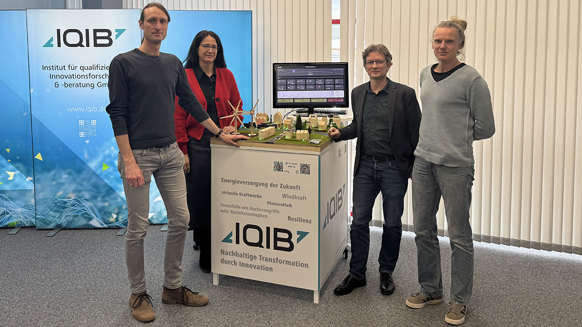 IQIB-Messestand